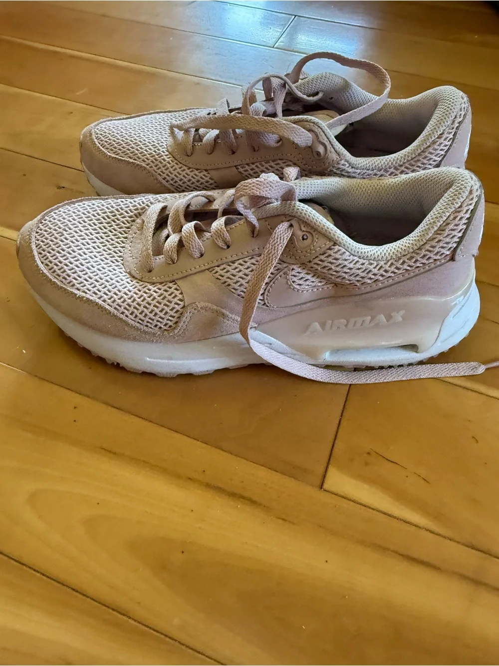 Nike Women's Light Pink Mesh Athletic Sneakers